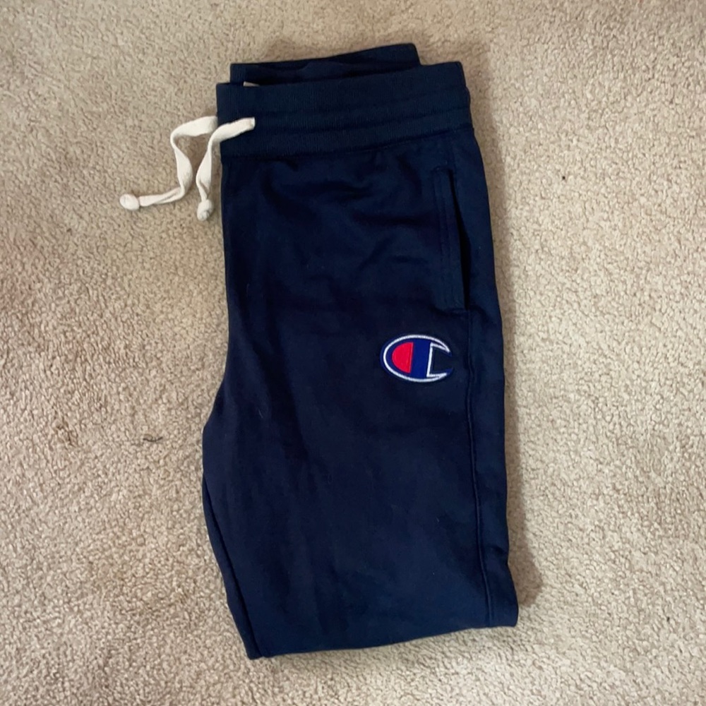 Navy blue Champion sweat pants